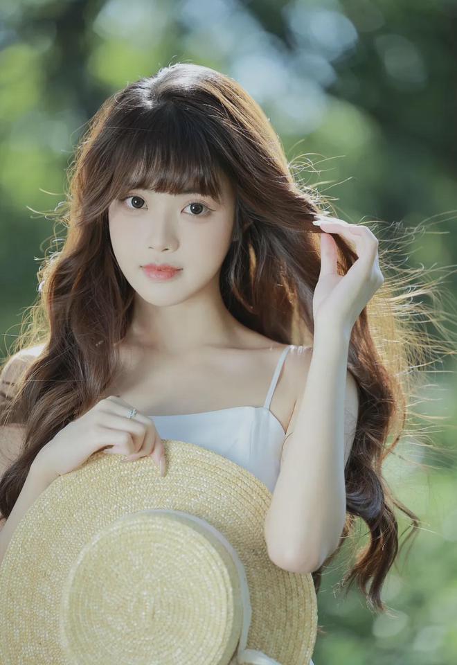 女明星换脸A级久久久毛片(图1)