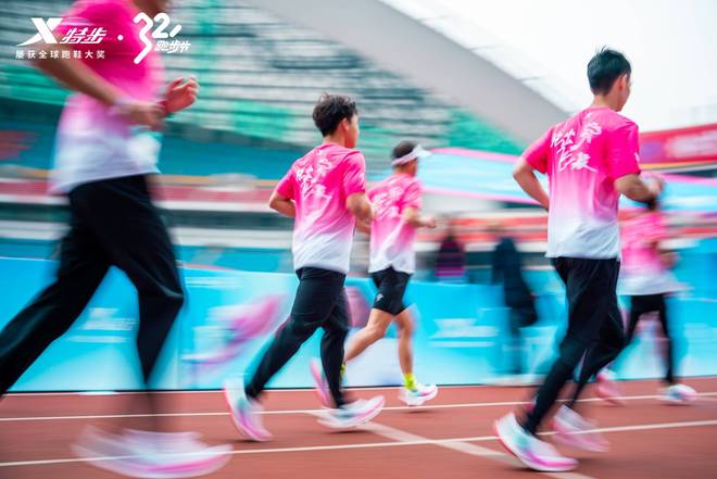 328%！特步连续三年蝉联北马穿着率榜首(图5)