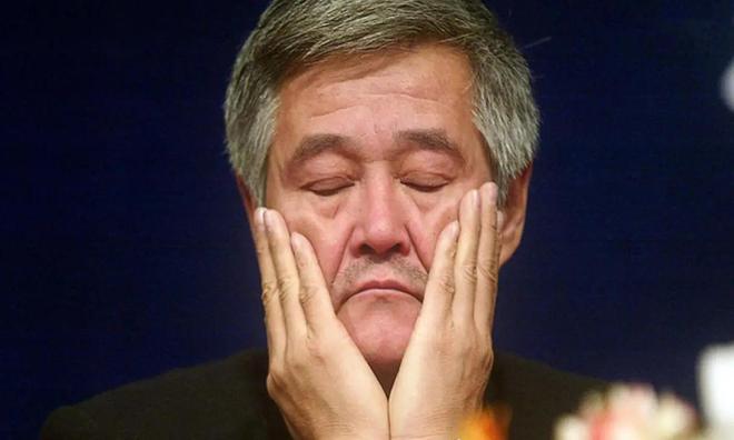 九游娱乐：成龙因病去世、赵本山灵堂、宋佳知三当三现在的造谣越来越离谱(图3)