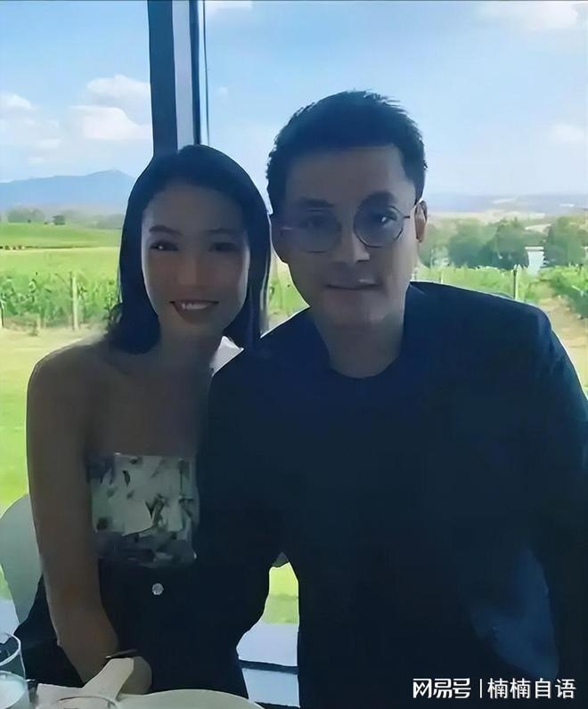 婚礼结束仅4天霍震霆两个儿子“爆雷”郭晶晶态度已说明一切(图9)