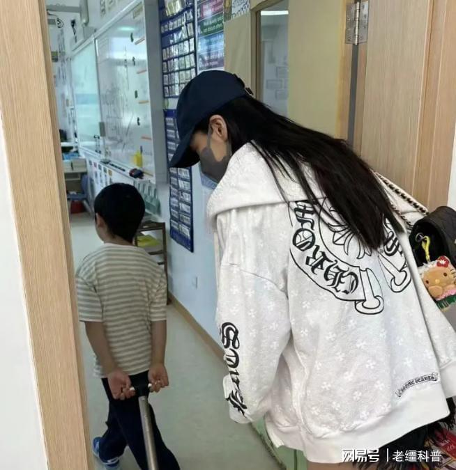 离婚3年高调官宣杨颖喜讯她成黄晓明高攀不起的存在(图6)