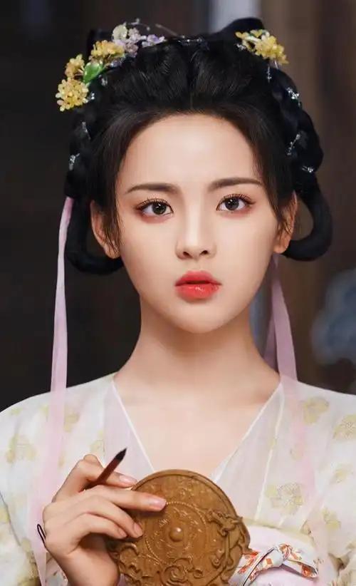 盘点合约到期无法体面分手的顶流们！杨幂简直是特例(图11)