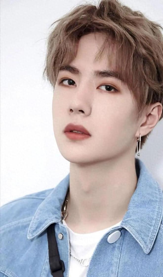 盘点合约到期无法体面分手的顶流们！杨幂简