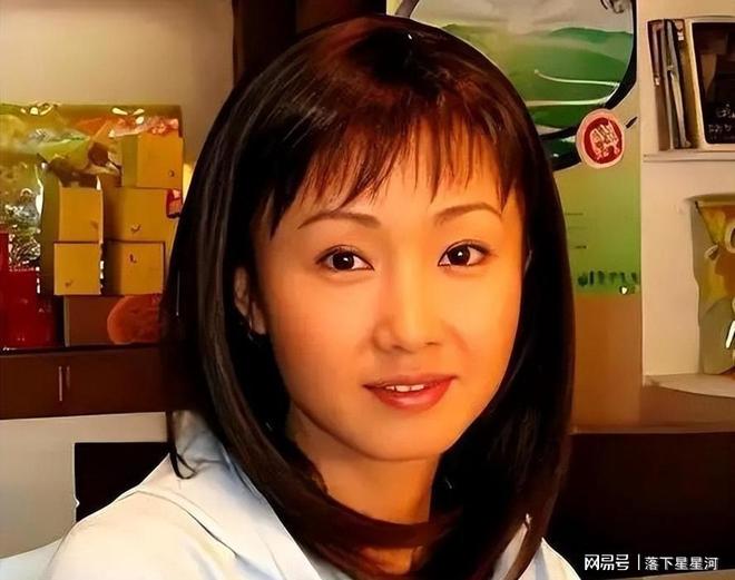 九游娱乐文化：保剑锋被曝婚前出轨？黄慧颐晒旧照控诉法律对峙下谁在说谎？(图9)