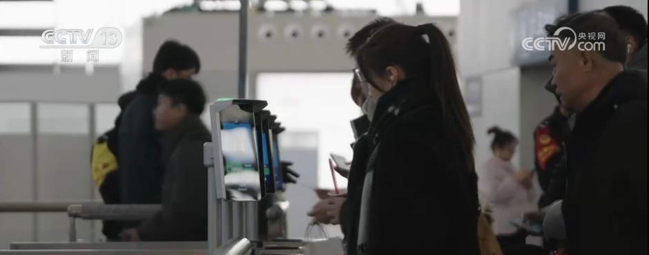 九游娱乐：安检“黑科技”让春运“提速”以科技之力护航返乡路安全畅通(图8)