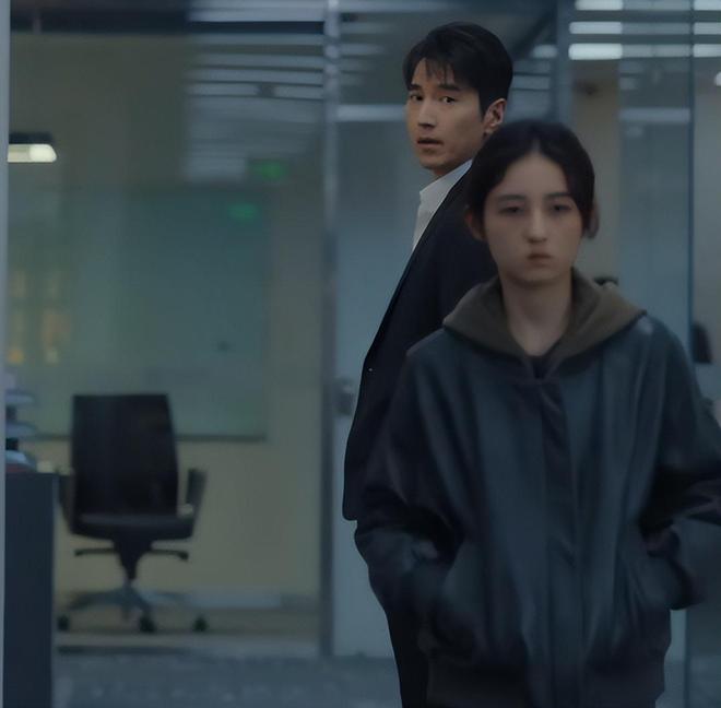 又来了！47岁赵又廷和小17岁张子枫上演忘年恋让国产剧咋玩啊(图8)