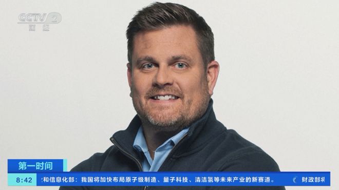 九游娱乐文化：疯了连他也被捧为顶流(图4)