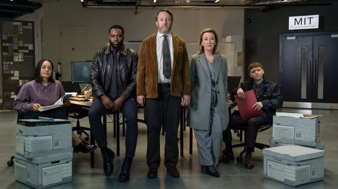 九游娱乐文化：一口气看完的高分探案英剧(图3)