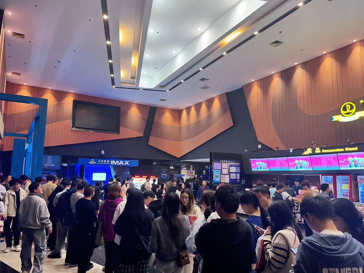 新春走基层｜浙江“观影+”模式火热电影票根解锁多元消费场景(图2)