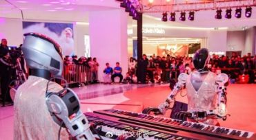 【快讯】突破70亿！2026中国电影票房暂列全球第一(图9)