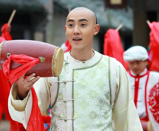 九游娱乐：拜托！别再糟蹋《还珠格格》别再霍霍国产电视剧了！(图22)