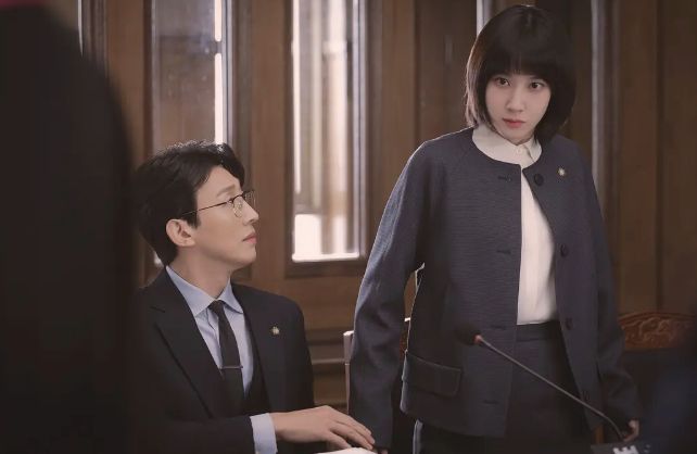 推荐今年必看的6部好剧哪部是你迫不及待想要分享的？(图5)