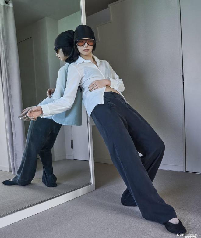 小松菜奈晒出最新时尚写真大片——个性就是我的时尚符号(图3)