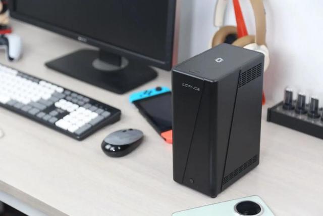 搭建私人影视库的NAS：极空间Z2Ult