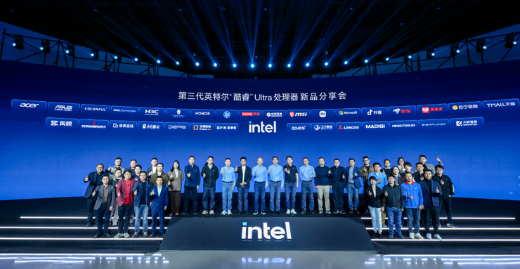 AIPC的终极答案：第三代英特尔酷睿Ultra如何终结轻薄本的「不可能三角」(图8)