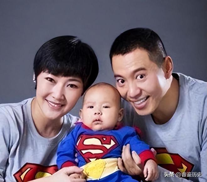 少年成名35岁因拍戏坠马瘫痪怀孕女友不离不弃遗憾未办婚礼(图18)