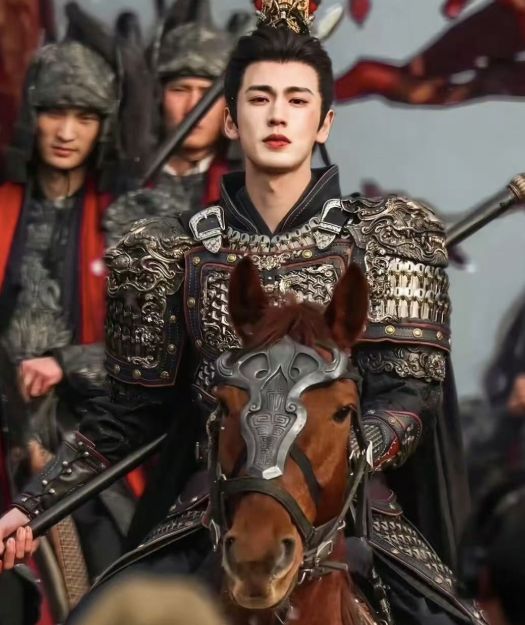 九游娱乐文化：当下热度最高的5部国产剧《逐玉》跌至第二第一实属意外(图2)